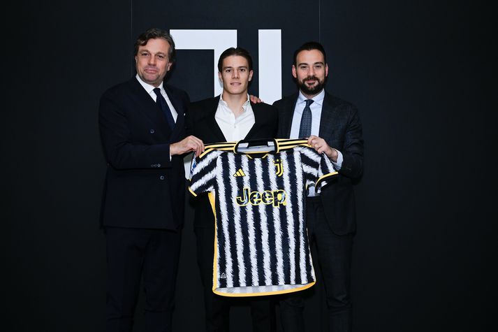 Nicolo Fagioli hefur skrifað undir nýjan samning við Juventus.