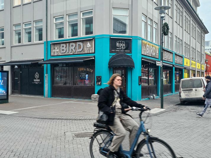 Bird var þekktur fyrir líflega tónleika á þeim stutta tíma sem staðurinn var opinn. 