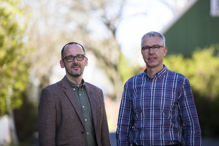 Gary Foster og Duncan Craig halda fyrirlestur um karlkyns þolendur kynferðisofbeldis á Akureyri í dag. 