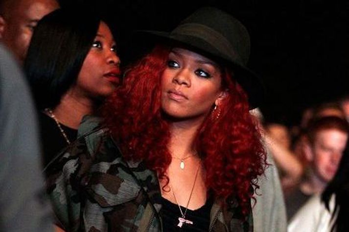 Rihanna segist fljótt fá leið á karlmönnum og því sé húmor góður kostur. nordicphotos/getty