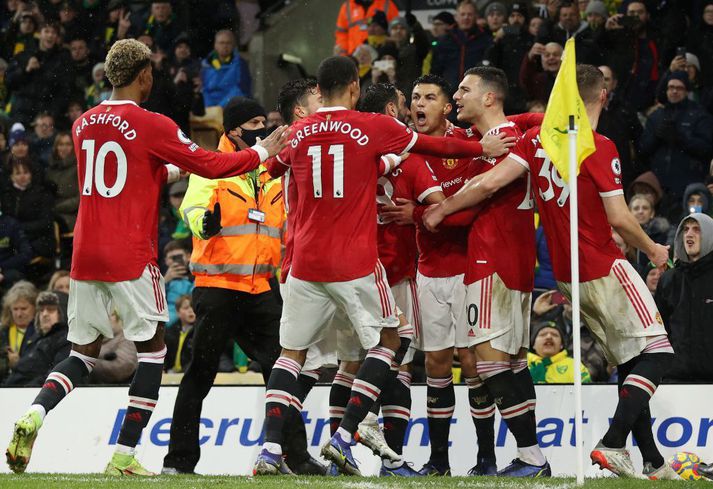 United fagnaði 1-0 sigri gegn Norwich á laugardaginn og enginn greindist með Covid-19 fyrir þann leik. Einhverjir leikmenn greindust hins vegar með smit daginn eftir.