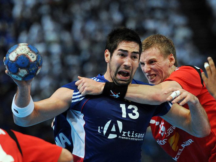 Ólafur Guðmundsson er áfram í hópnum í dag. Hér tekur hann á Nicola Karabatic á hraðmótinu í París á dögunum.