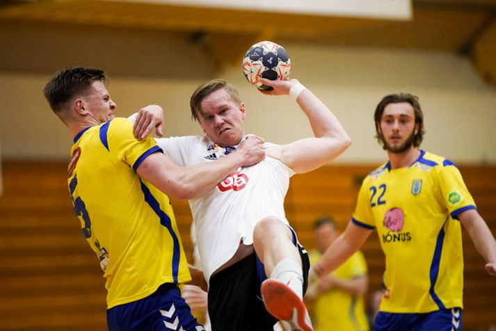 Varnarmenn Fjölnis réðu lítið við Einar Rafn Eiðsson og félaga í FH.
