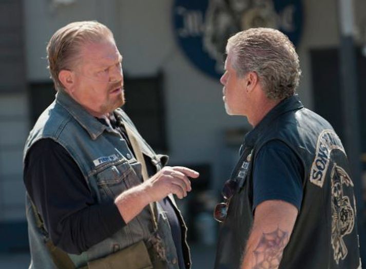 William Lucking, til vinstri, í hlutverki Piney í þáttunum Sons of Anarchy.