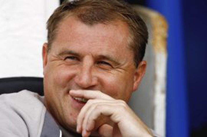 Paul Jewell kann svör við öllu - líka 4-0 tapinu gegn Liverpool um helgina