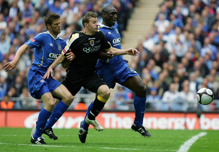 Sol Campbell og Hermann Hreiðarsson í bikarúrslitaleiknum sem þeir unnu saman með Portsmouth árið 2008.