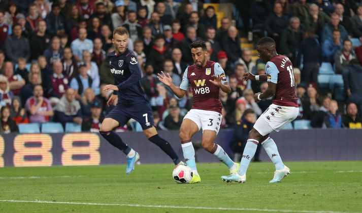 Úr leik Aston Villa og West Ham United fyrr á leiktíðinni.