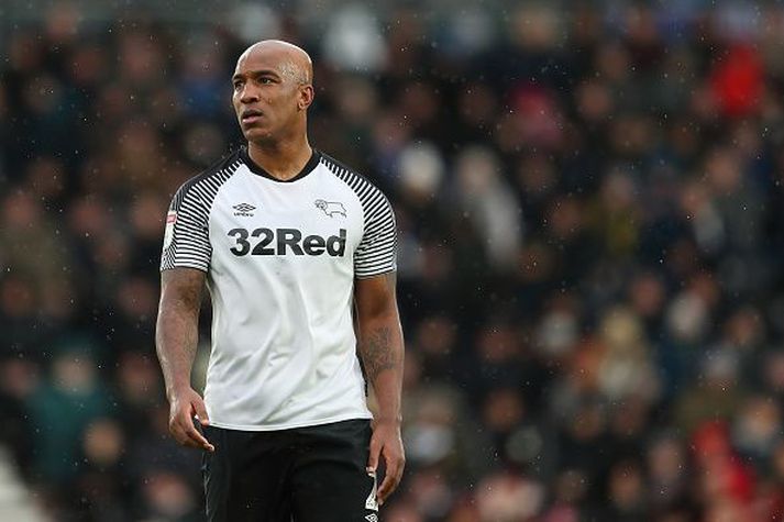 Andre Wisdom spilar nú með Derby.