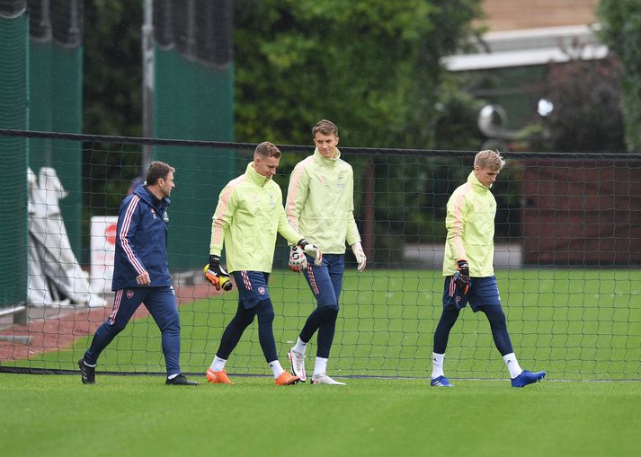 Iñaki Caña ásamt Bernd Leno, Matt Macey og Rúnari Alex Rúnarssyni.