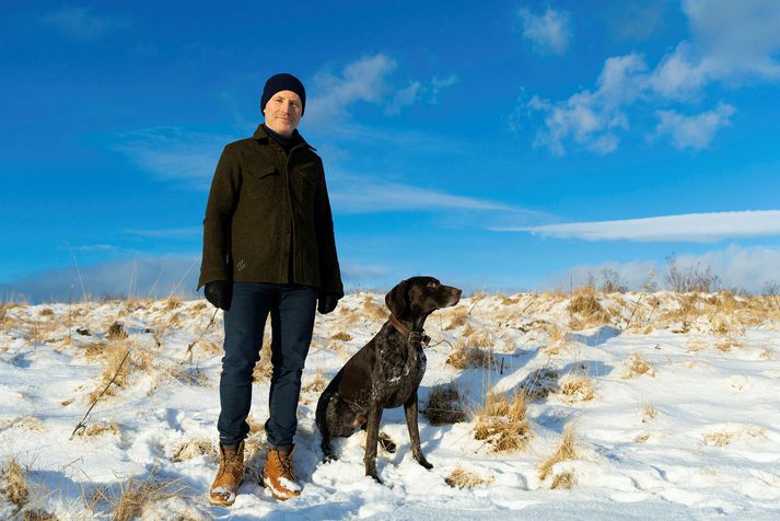 Finnur Oddsson, forstjóri Haga, vaknar eldsnemma og tekur þá oft 5 til 10 kílómetra hlaup með hundinum Nemó. Finnur er af sumum kallaður íþróttaálfur og finnst gaman að hreyfa sig. Nemó finnst morgunrútínan þó óttalegt dól sem varla er hægt að kalla hlaup. 