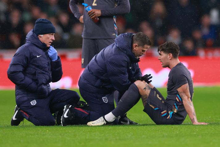 Það gæti reynt vel á breiddina í liði Manchester City fyrir leikinn á móti Arsenal um helgina. John Stones meiddist á nára í gærkvöldi.