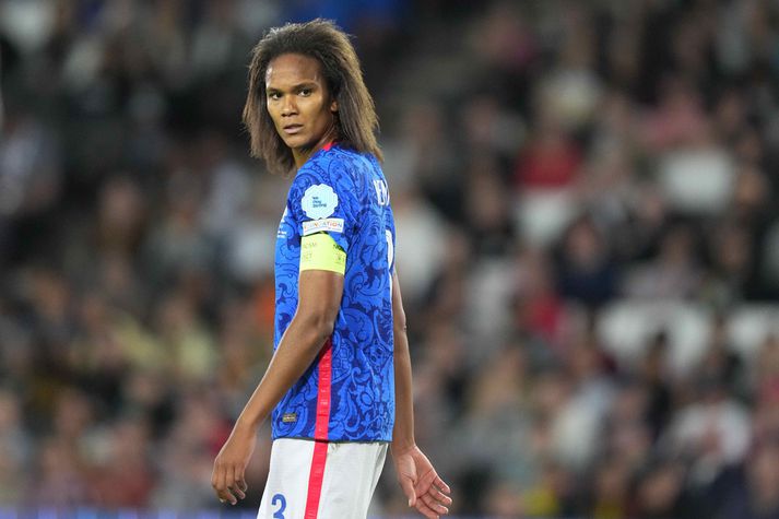 Wendie Renard hefur verið fyrirliði franska landsliðsins síðustu árin.