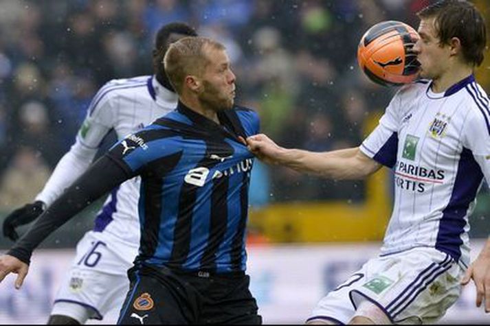 Eiður Smári í leik með Club Brugge