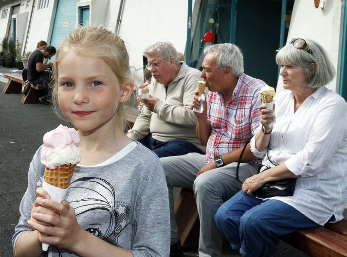 Það var nóg að gera í ísbúðinni Valdísi á Grandagarði. 