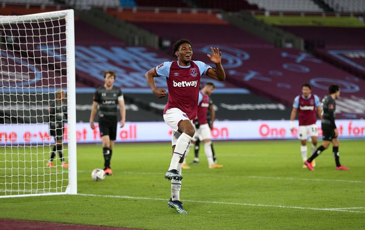 Hinn ungi Oladapo Afolayan kom inn á og skoraði fjórða mark West Ham.