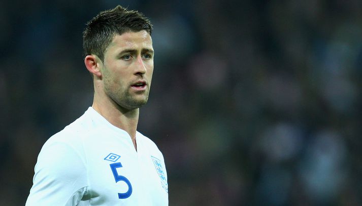 Gary Cahill er á leið til Chelsea.