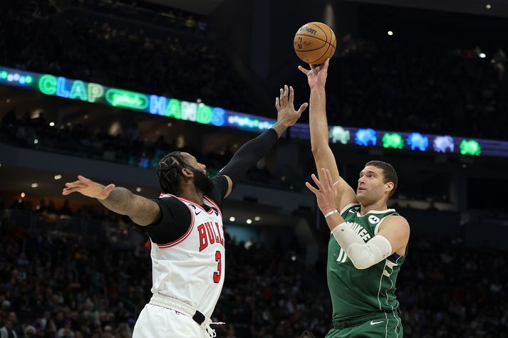 Milwaukee Bucks tryggði sér efsta sæti Austurdeildarinnar í nótt.