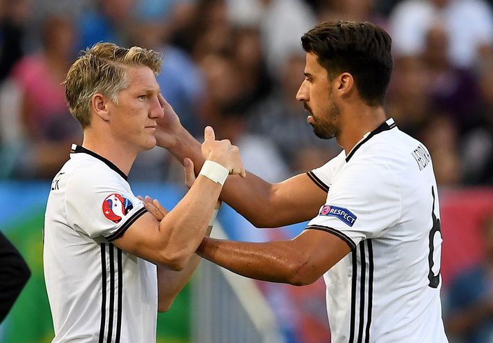 Khedira missir af Frakkaleiknum en Schweinsteiger er í kapphlaupi við tímann að ná sér góðum.