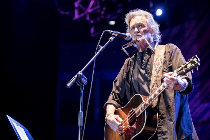 Kris Kristofferson.