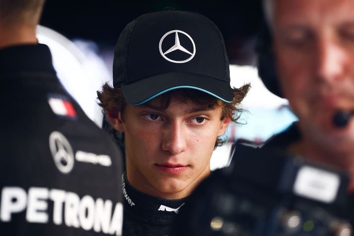 Antonelli var eins árs þegar Lewis Hamilton setti fyrra metið árið 2007