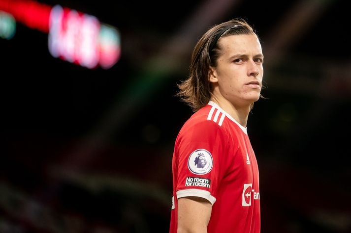 Álvaro Carreras var leikmaður Manchester United til ársins 2024 þegar Benfica nýtti sér kauprétt á honum. Hann var seldur fyrir margfalda þá upphæð ári síðar.