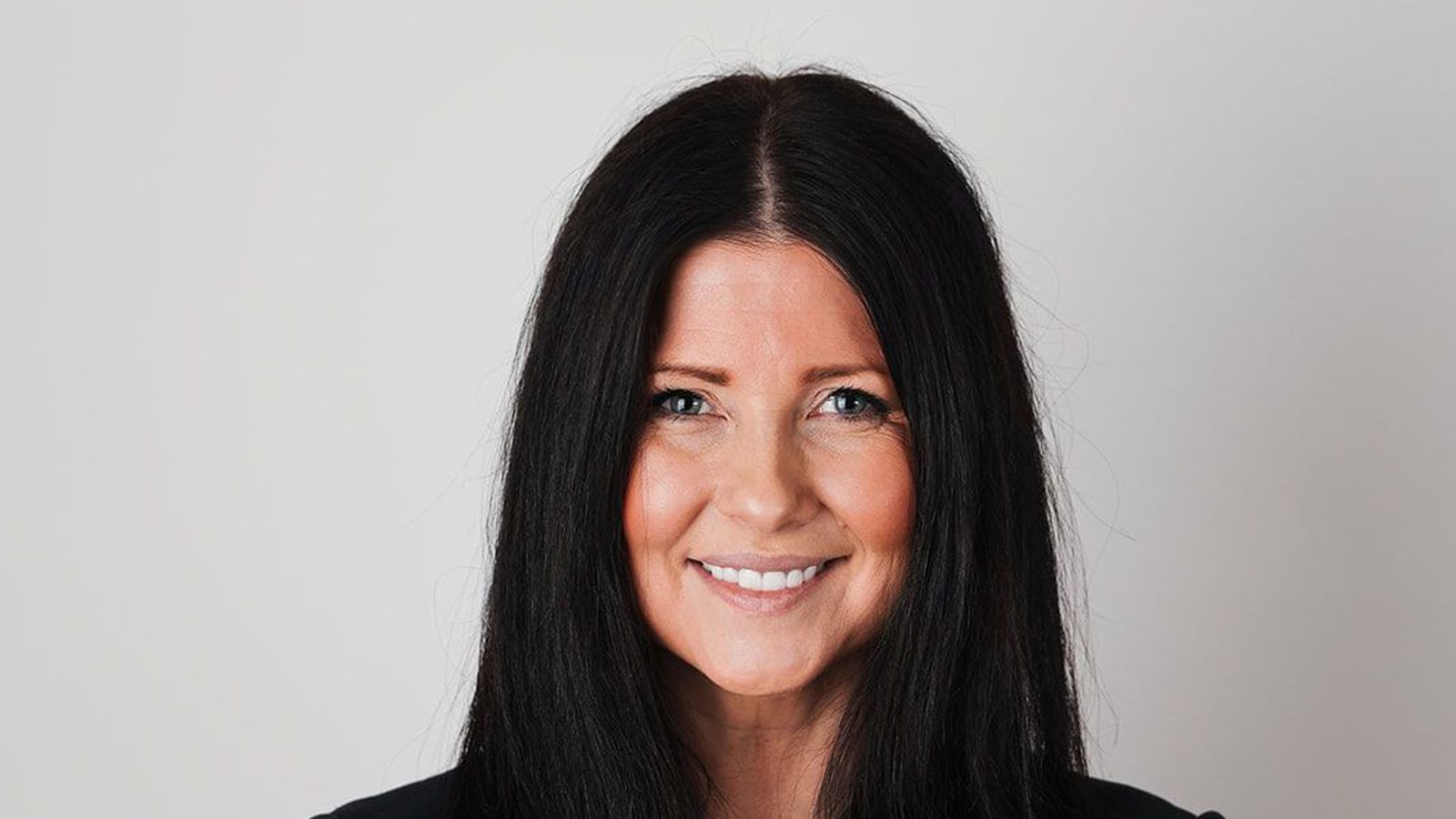 Fjarðar­heiðargöng og lenging flug­brautar á Egils­stöðum eru þjóðaröryggis­mál