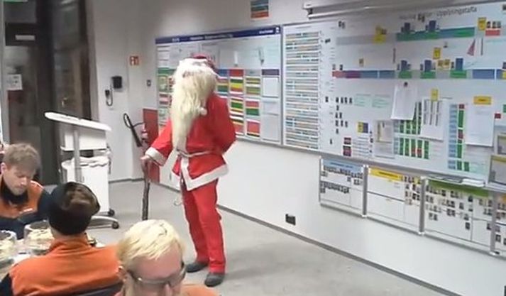 Ólafur Hr. Sigurðsson segir þetta jólasveinauppistand hafa kostað sig vinnuna hjá Alcoa Fjarðaáli á Reyðarfirði.