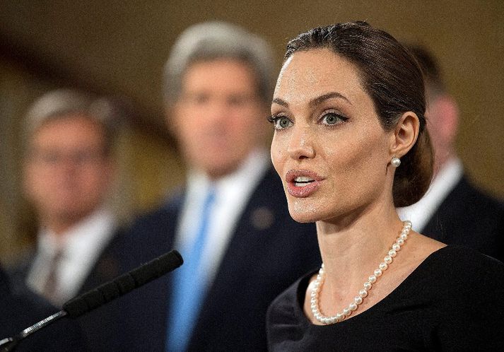 Angelina Jolie verður á frumsýningunni í London.