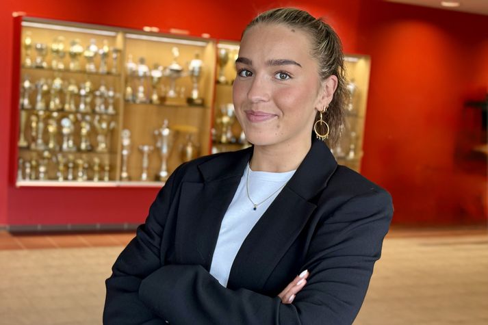 Elín Klara Þorkelsdóttir átti glimrandi ár í Svíþjóð og heldur nú út til að undirbúa annað árið, þar sem stefnt er á alla titla.