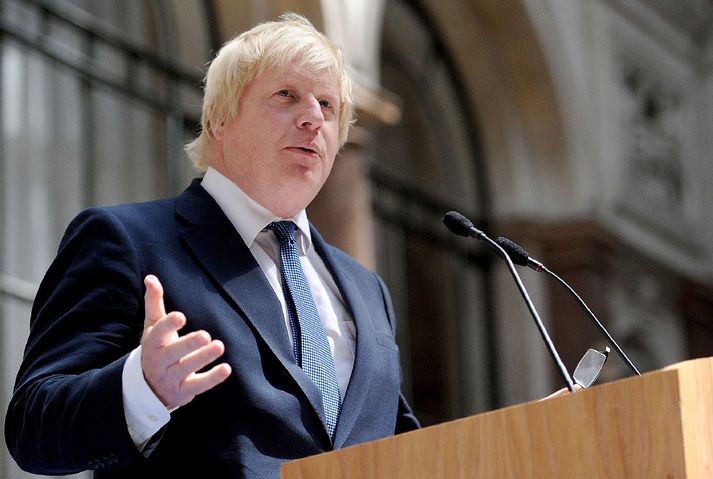 Breska utanríkisráðuneytið segir að Johnson hafi strax áttað sig á að um gabb væri að ræða. Símtalið stóð engu að síður yfir í átján mínútur.