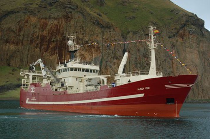 Álsey VE við Vestmannaeyjar.