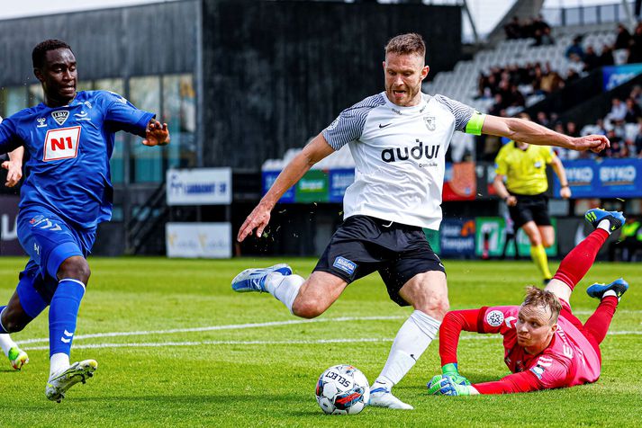 Matthías Vilhjálmsson var einkar svekktur í leikslok. 