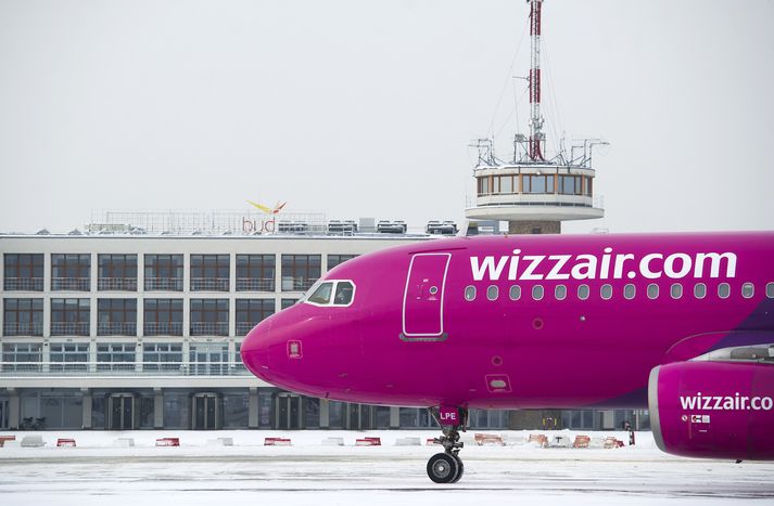Wizz Air mun hefja vikulegt flug milli Vilníusar og Íslands í október.