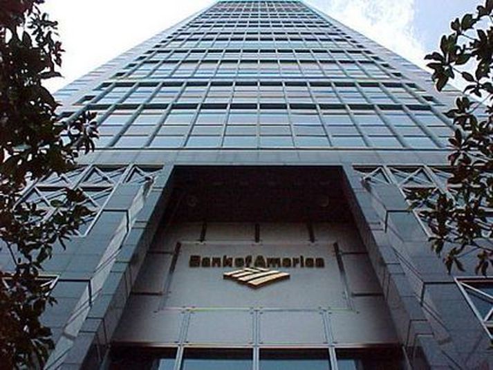 Thomas er greinandi hjá Bank of America Merill Lynch bankanum, en Bank of America eignaðist Merill Lynch árið 2009.