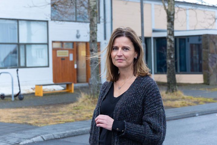 Margrét Sigfúsdóttir er skólastjóri í Réttarholtsskóla. Skólasetning í grunnskólum Reykjavíkurborgar er á mánudaginn.
