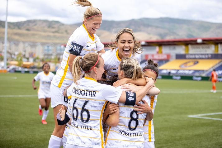 Gunnhildur Yrsa Jónsdóttir fagnar marki í leik með Utah Royals í sumar.