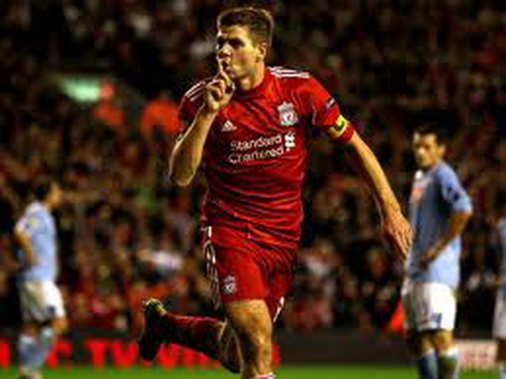 Steven Gerrard, fyrirliði Liverpool, gæti leikið með liði sínu á öðrum degi jóla gegn botnliði Blackburn í ensku úrvalsdeildinni á mánudag.