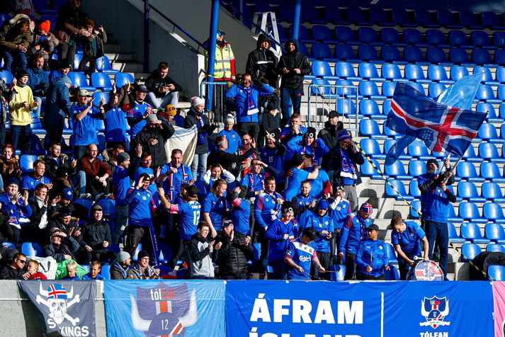 Stuðningsmannasveitin Tólfan fékk að fagna tveimur mörkum á Laugardalsvelli í gær, í 2-2 jafnteflinu við Norður-Makedóníu.