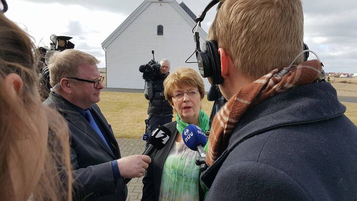 Sigrún Magnúsdóttir var sveipuð Framsóknargrænum hálsklút.