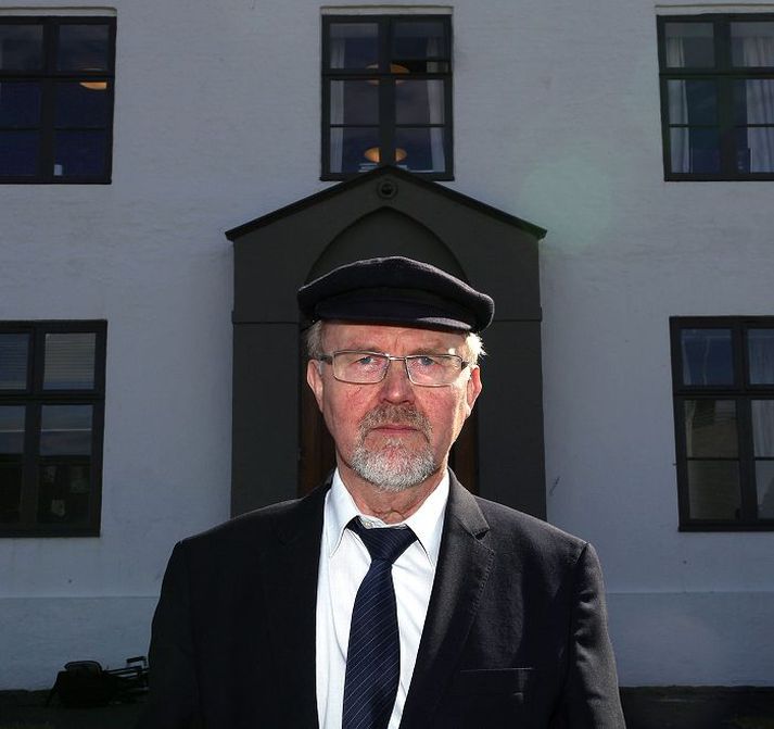 Jón segir að þau frumvarpsdrög sem birt voru á vefsíðu ráðuneytis síns á laugardag séu vinnuskjöl sem geti orðið umræðugrundvöllur. Ekki sé um fullbúið frumvarp að ræða.