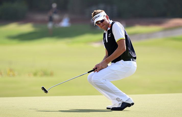 Ian Poulter byrjaði vel í Dubai.