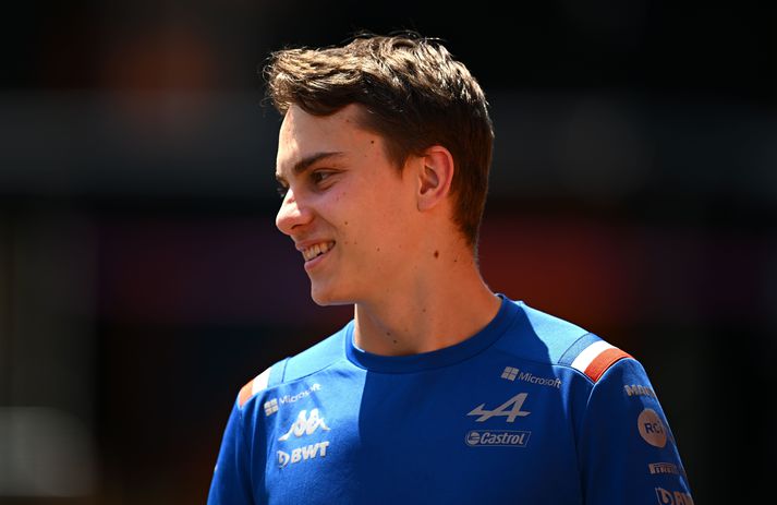 Oscar Piastri mun aka fyrir McLaren, en ekki Alpine eins og liðið hafði kynnt.