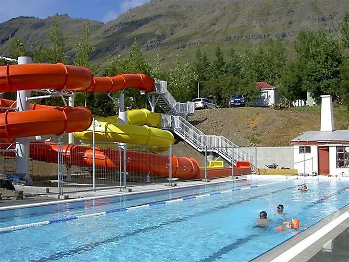 Brautin er 76 metrar að lengd og talin sú lengsta hérlendis.