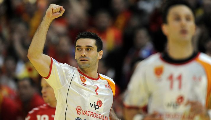 Lazarov fagnar marki á EM.