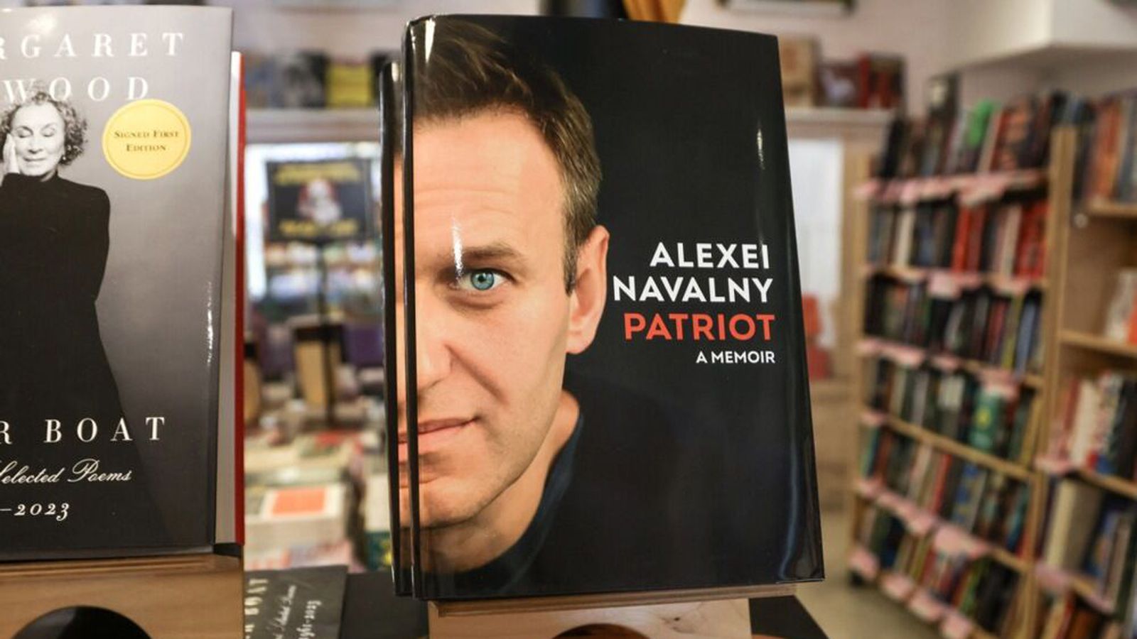 Refsi­vert að leita að ævi­sögu Navalní á netinu í Rúss­landi