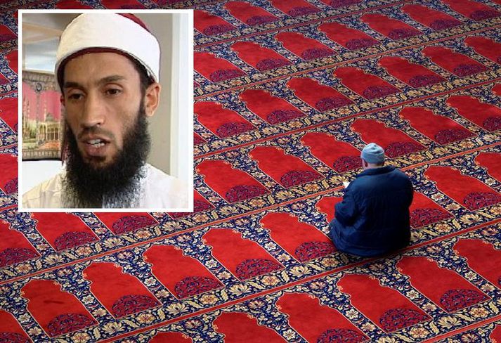"Þetta er mjög gott tækifæri fyrir sérhvern mann til að endurmeta líf sitt, stöðu sína og samband sitt við guð," segir Ahman Taha Seddeeq.