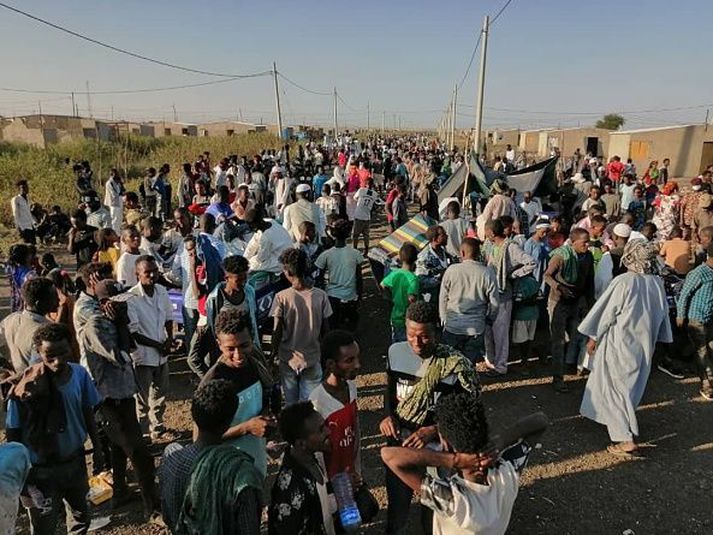 Stríður straumur flóttafólks hefur verið yfir landamæri Tigray héraðs yfir til Súdans.