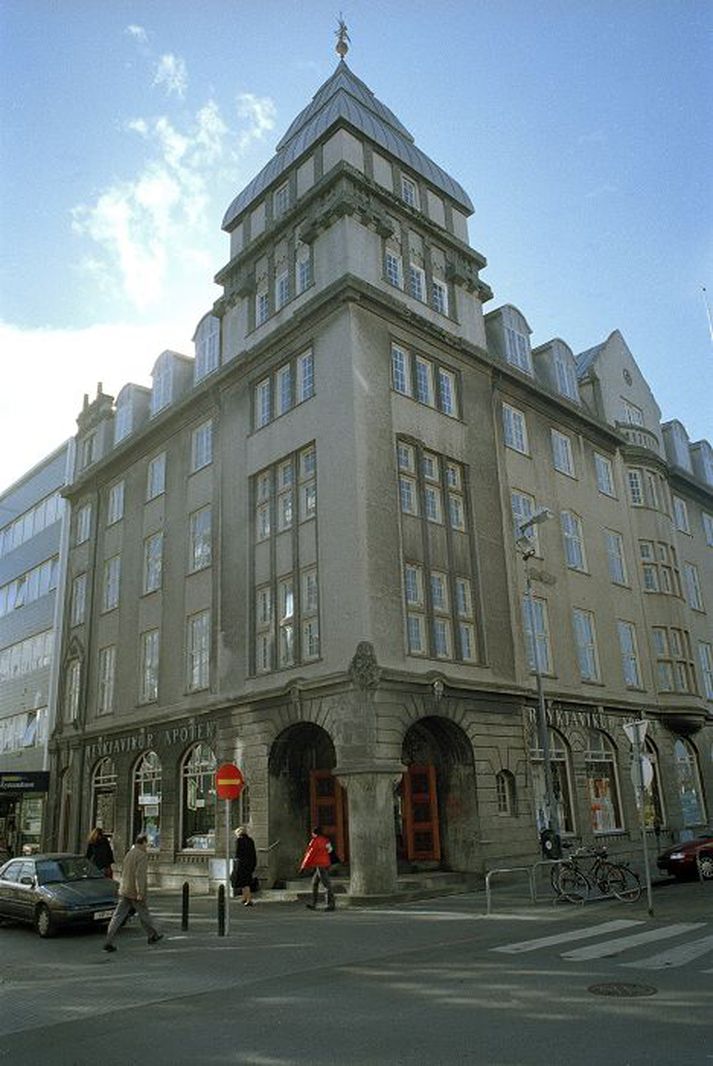 Breyta á Austurstræti 16 í hótel.