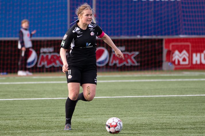 Arna Sif Ásgrímsdóttir stefnir á að spila erlendis að nýju.