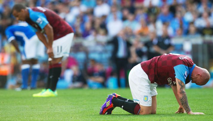 Stephen Ireland var ekki svona svekktur að þurfa að flytja nær æfingasvæðinu hjá Aston Villa.